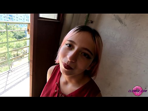 ❤️ Ikasle sentsuak arrotz bat zurrupatzen du kanpoaldean - Cum On His Face ❤️❌ Sluts %eu.assistdoctor23.ruan ❌️❤