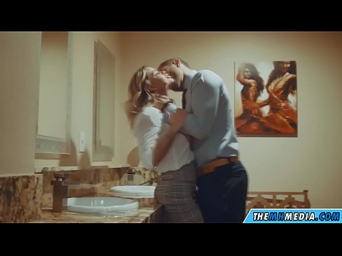❤️ Ilehoria busti batek komun publiko batean seduzitzen zaituenean ❤️❌ Sluts %eu.assistdoctor23.ruan ❌️❤